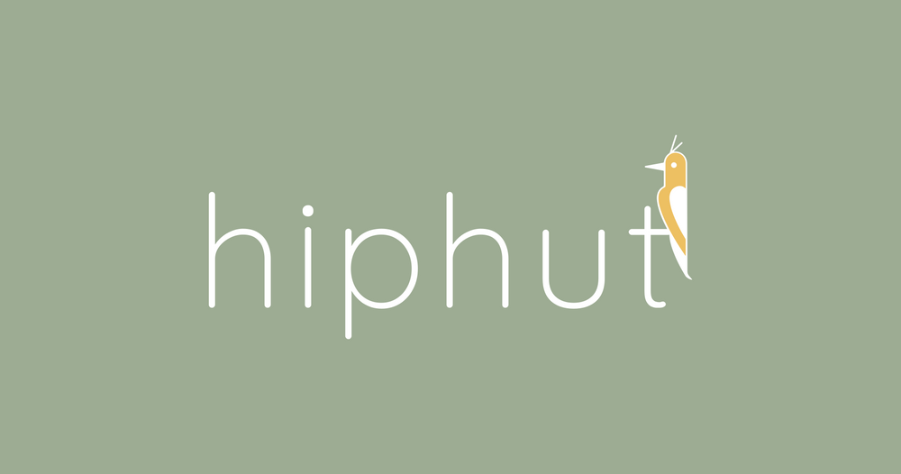 hiphut, in frisse duidelijke letters met een geel specht op het streepje van de t